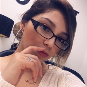 Meet your Posher, Astrid